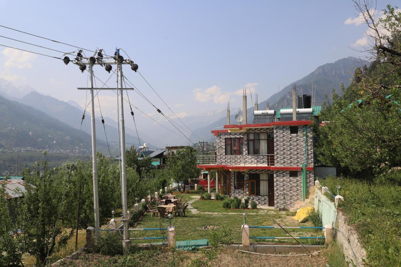Indian Backpackers Hostel Manāli Екстериор снимка