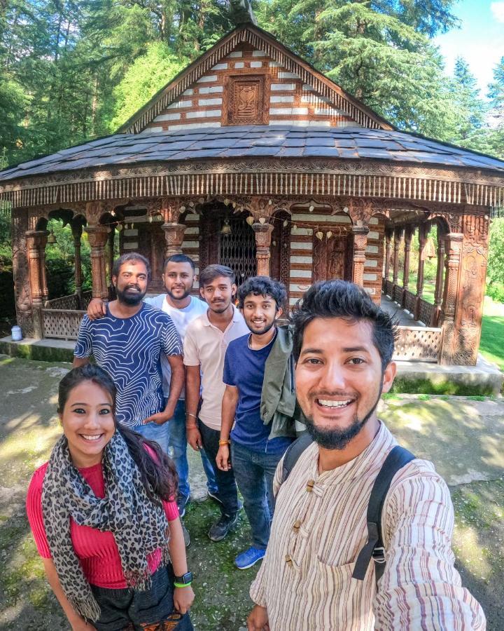 Indian Backpackers Hostel Manāli Екстериор снимка